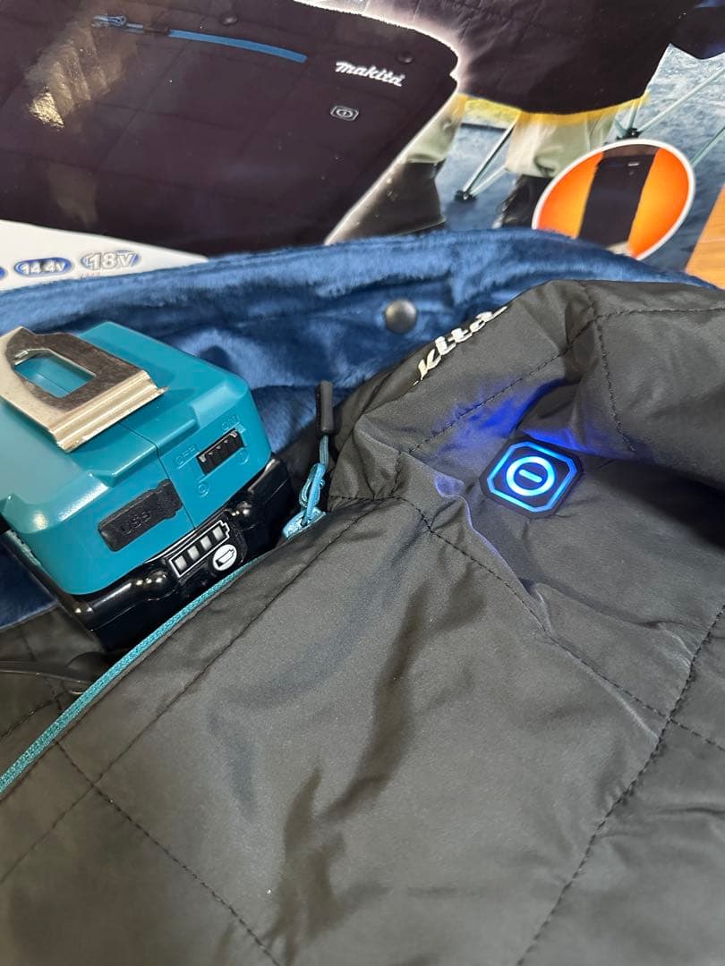 マキタ　充電式暖房ひざ掛け　cb200dbk バッテリーホルダ付き