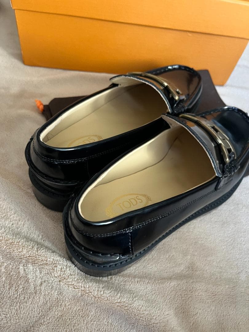 ローファー ケイト メタルチェーン 37