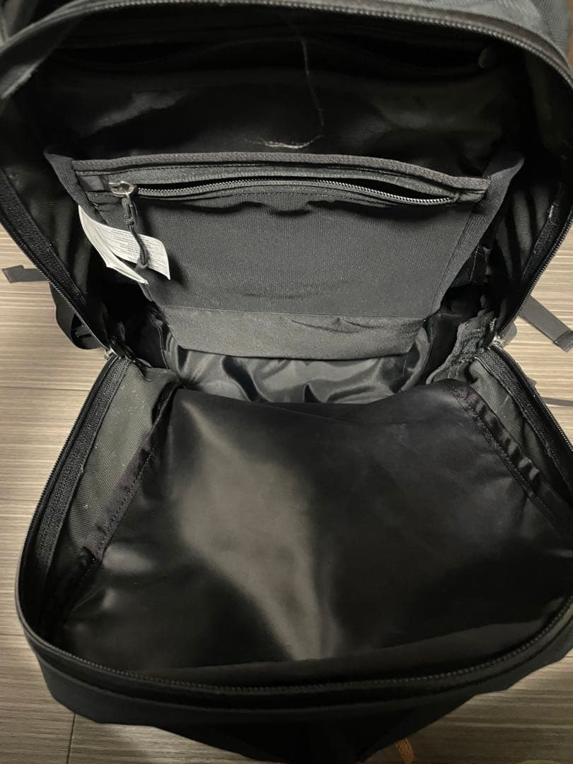 ひ*ろ様 ARC'TERYX アークテリクス ARRO22 アロー22 バックパ