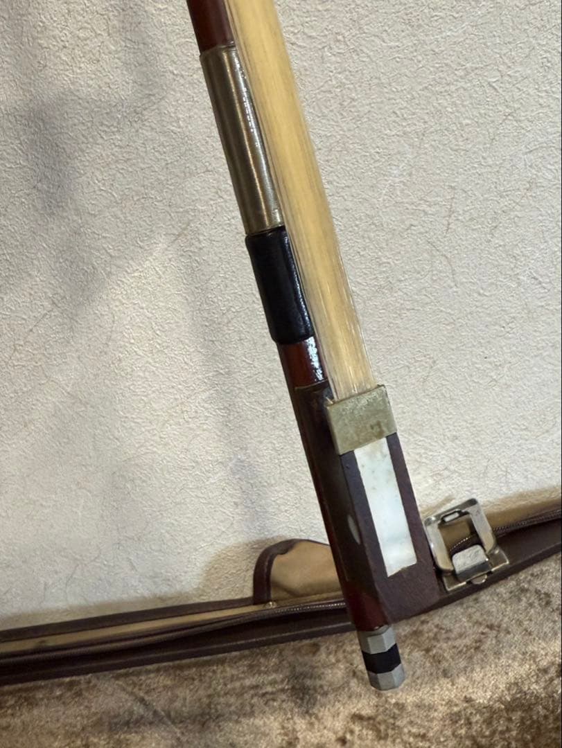 【送料込み】ハルシュタット　バイオリン 本体 ケース付き　付属品あり　4／4