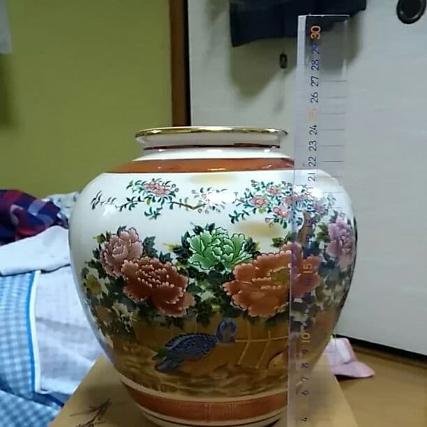 九谷焼　花瓶.ツボ