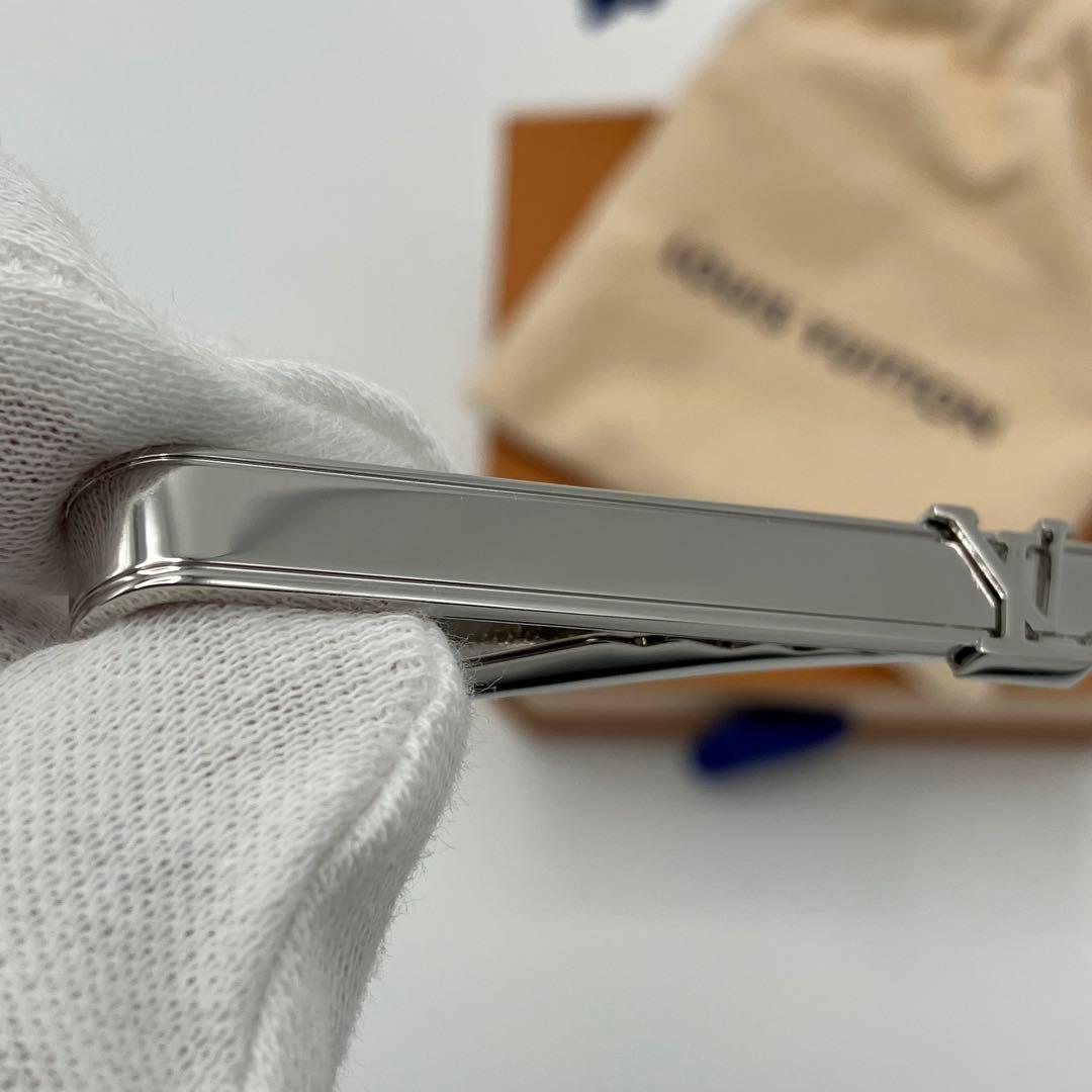 【極美品】LOUIS VUITTON M61981 LV タイピン 箱付き