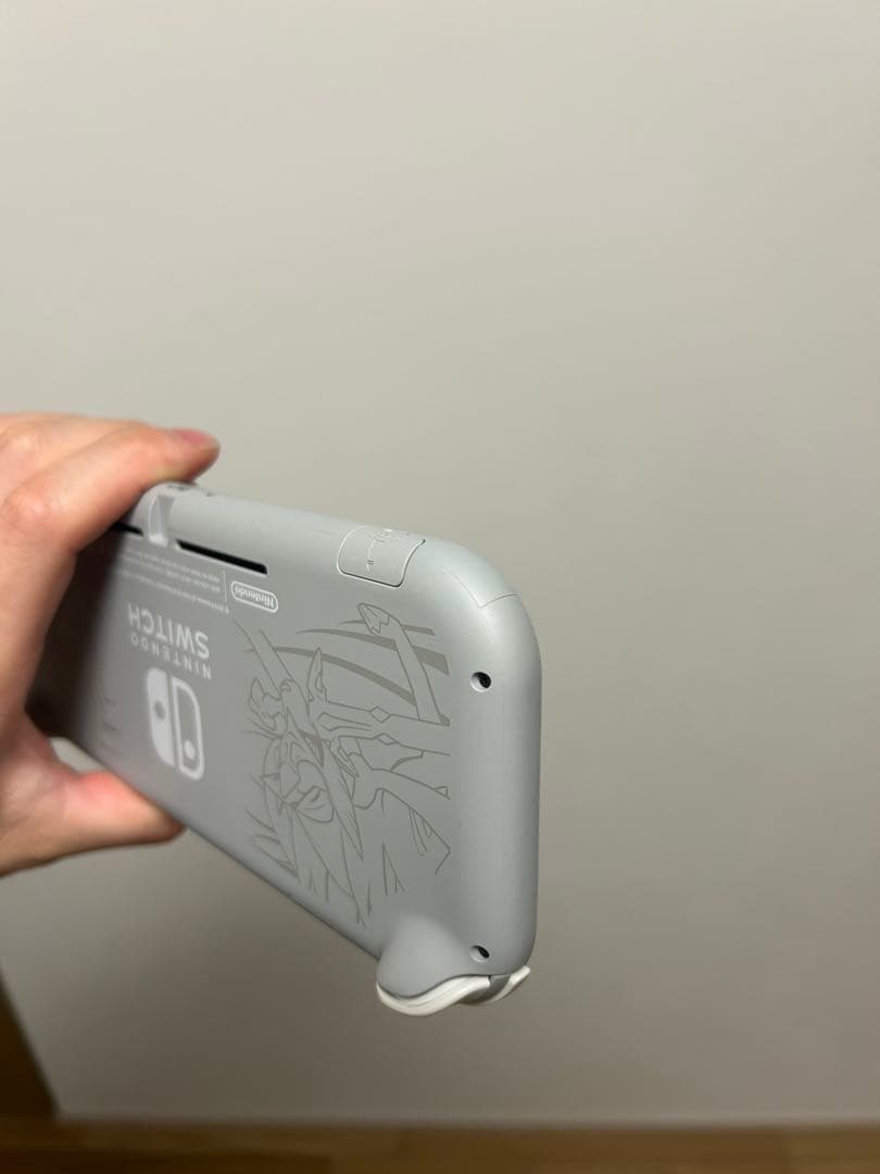 Nintendo Switch Lite ソード&シールドver
