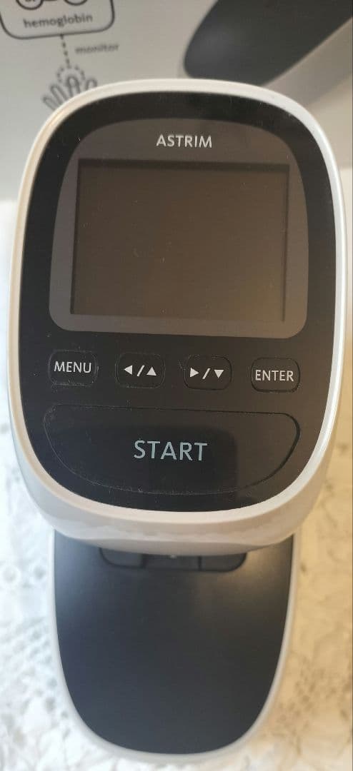 アストリムフィット　健康モニタリング装置　ASTRIM FITヘモグロビン測定器