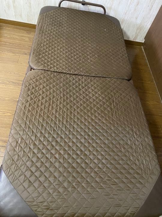リクライニング　折りたたみベッド　介護用ベッド