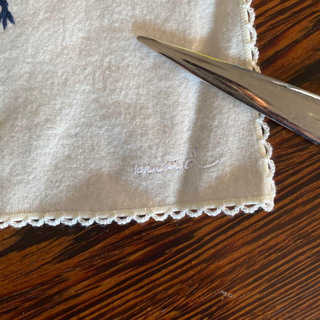 mina perhonen ×クボミ　baku ピンクッション& ハンカチ