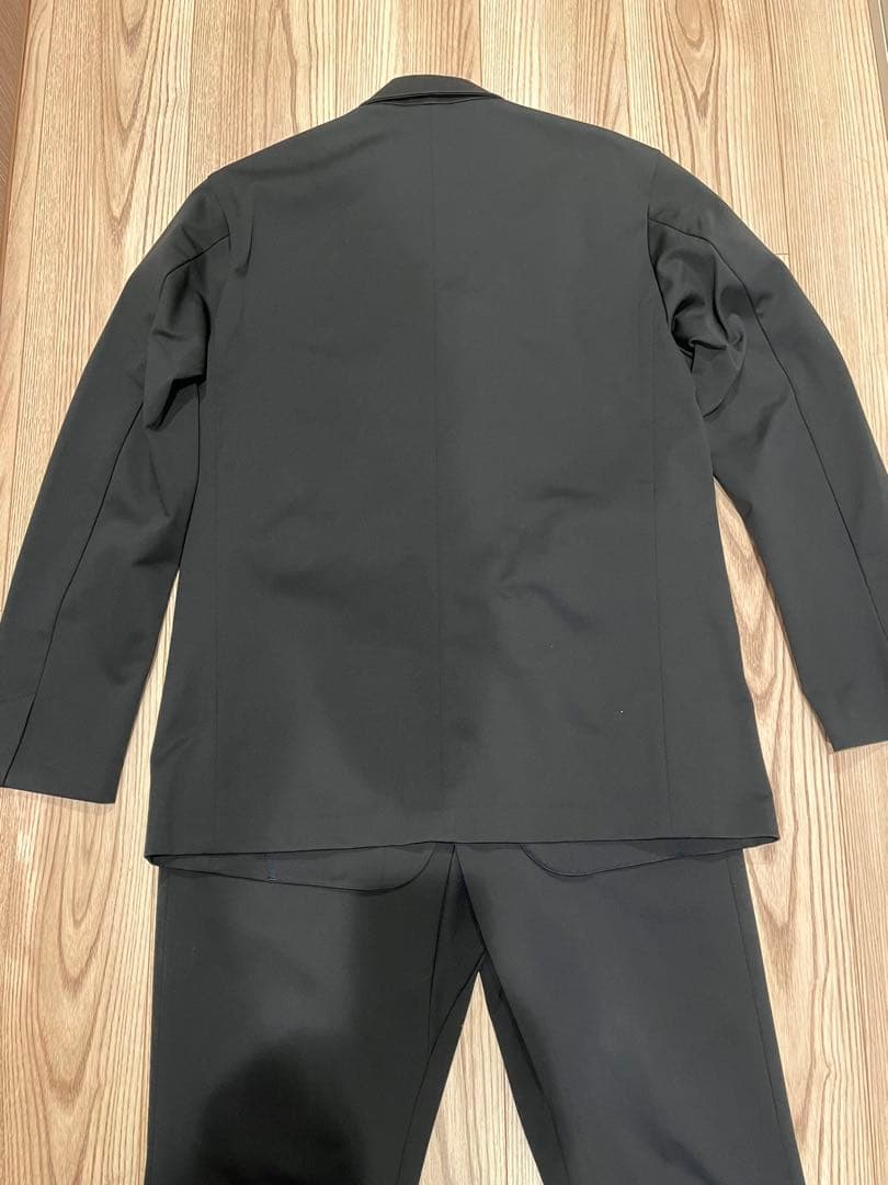 Newbalance MET24 セットアップ 黒　M ジャケット　パンツ