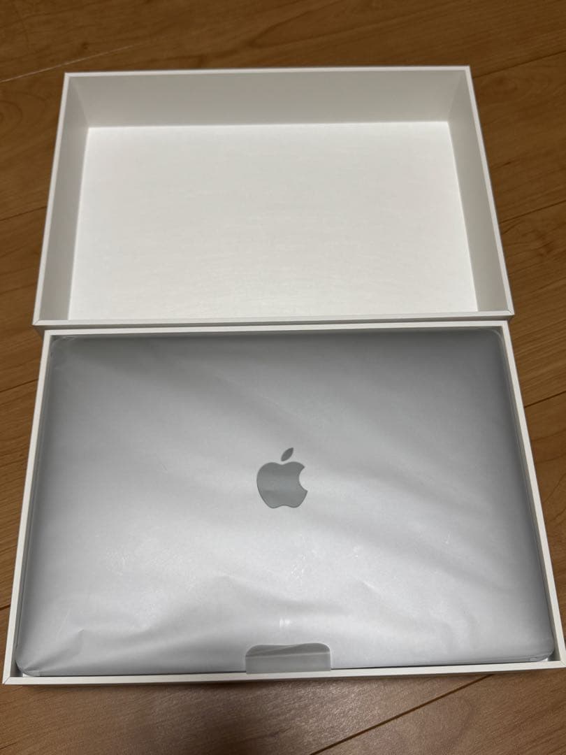 【極美品・価格交渉可！】MacBook Air M1 256GBメモリ8GB