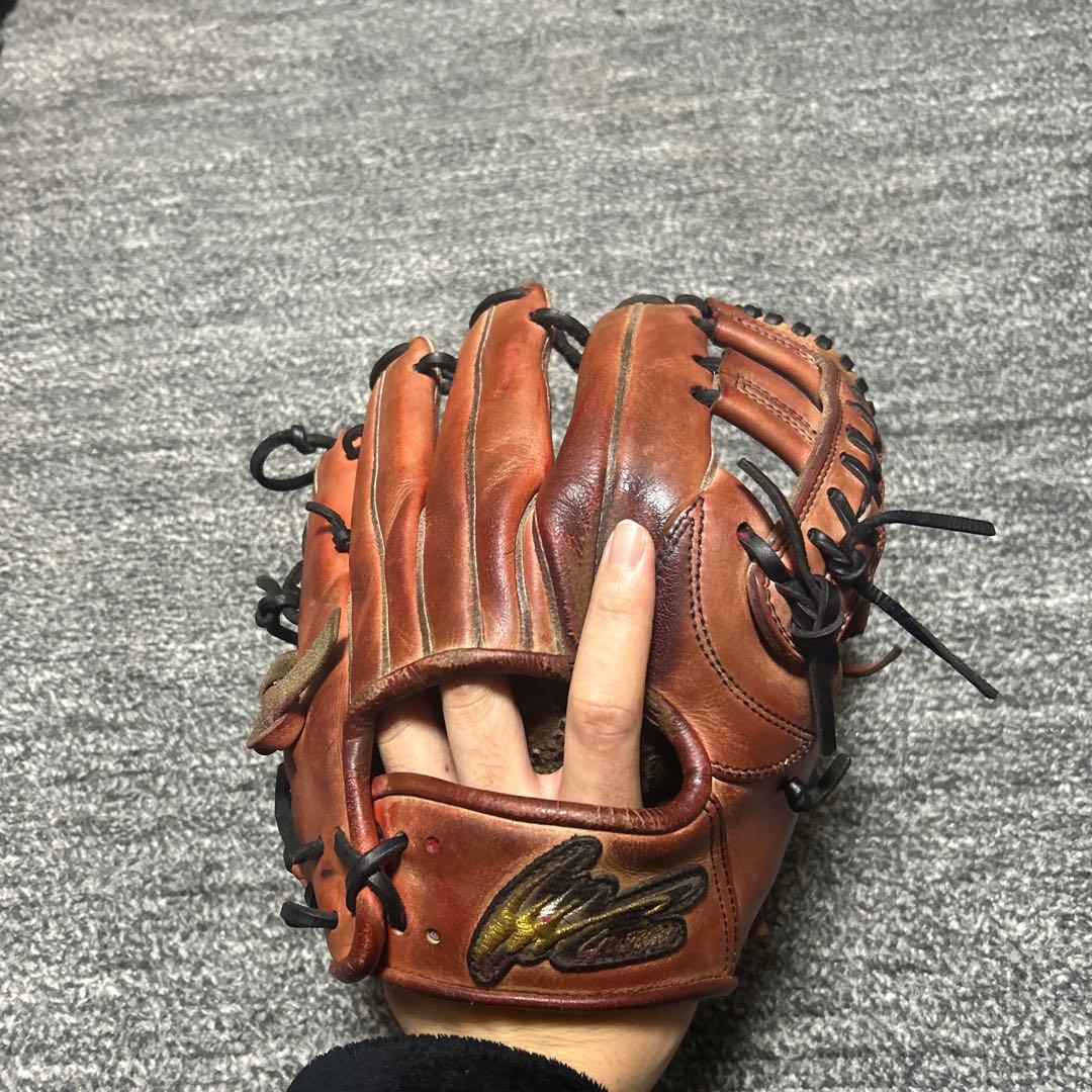 硬式グローブ 内野手用