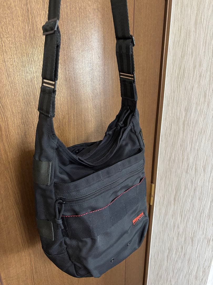 USA製 BRIEFING ブラック ショルダーバッグ デイトリッパー美品