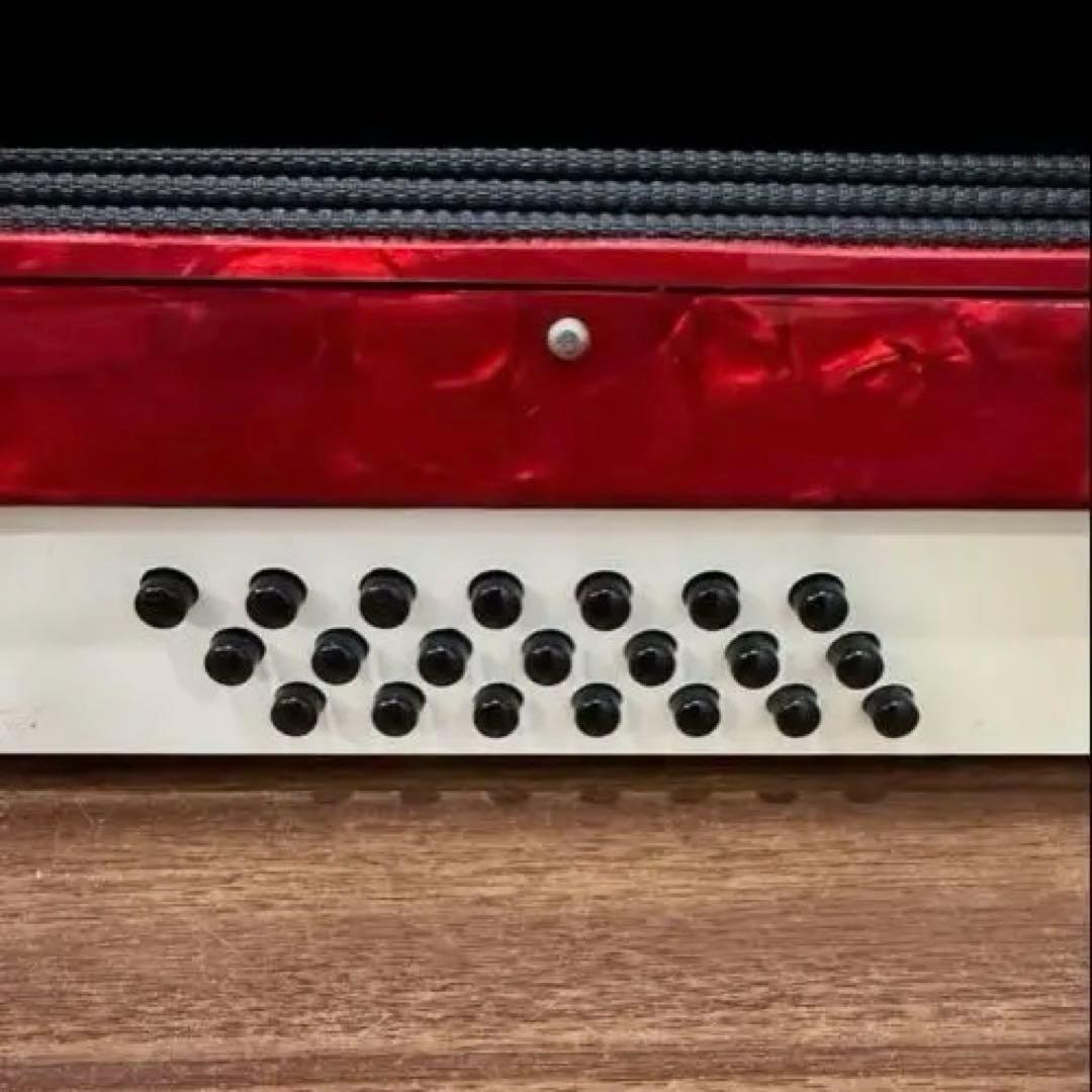 アコーディオン