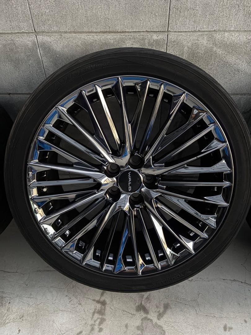 ざくろんジェニュインライン ヴァルド　20インチ　アルファード