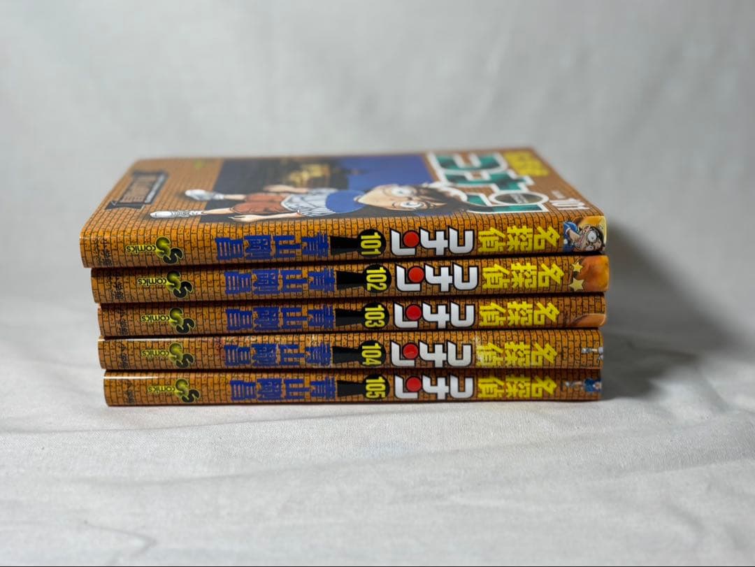 名探偵コナン全巻 （1〜105）セット+映画カラー漫画付き（69・70・72欠）