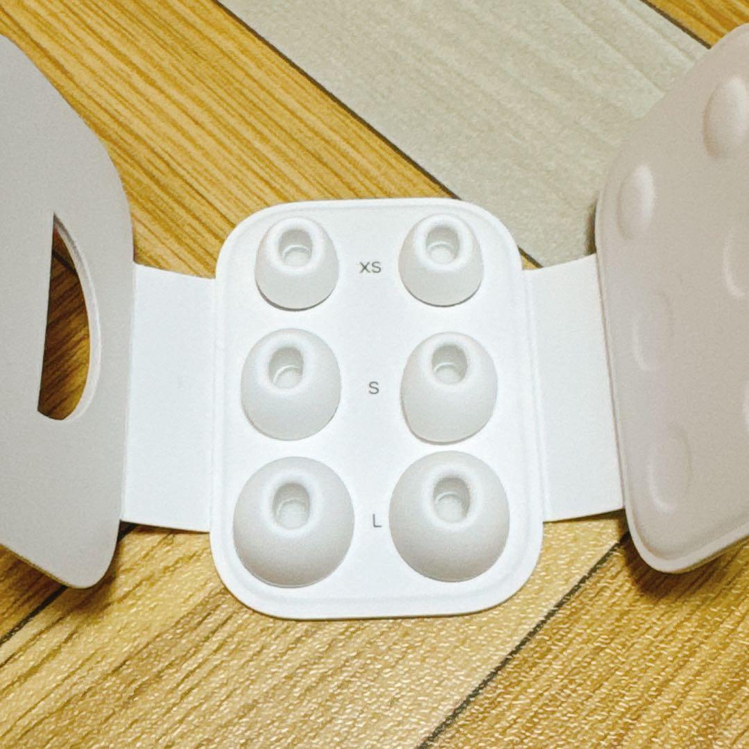 S*l様 AirPods Pro（第2世代）MQD83J/A 2022年モデル