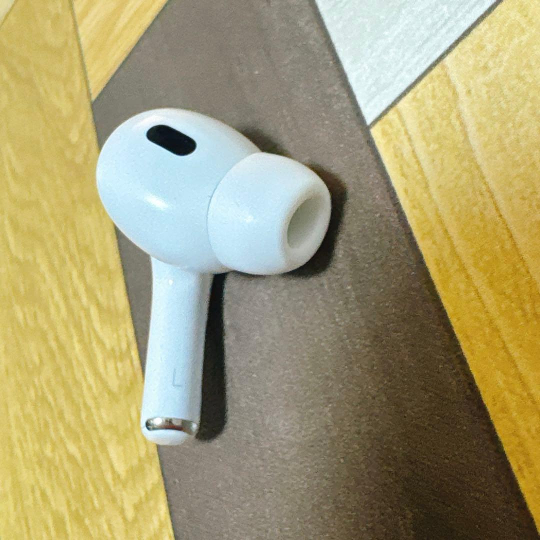 S*l様 AirPods Pro（第2世代）MQD83J/A 2022年モデル