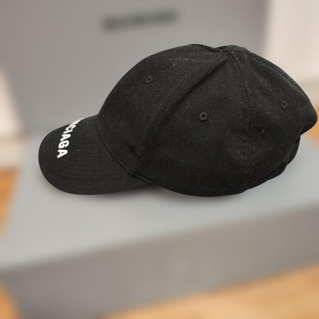 美品✨️BALENCIAGA ブラックキャップ