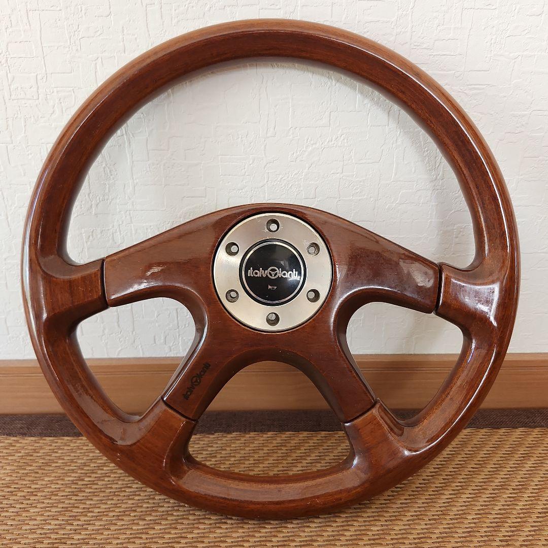 イタルボランテ　ウッドステアリング