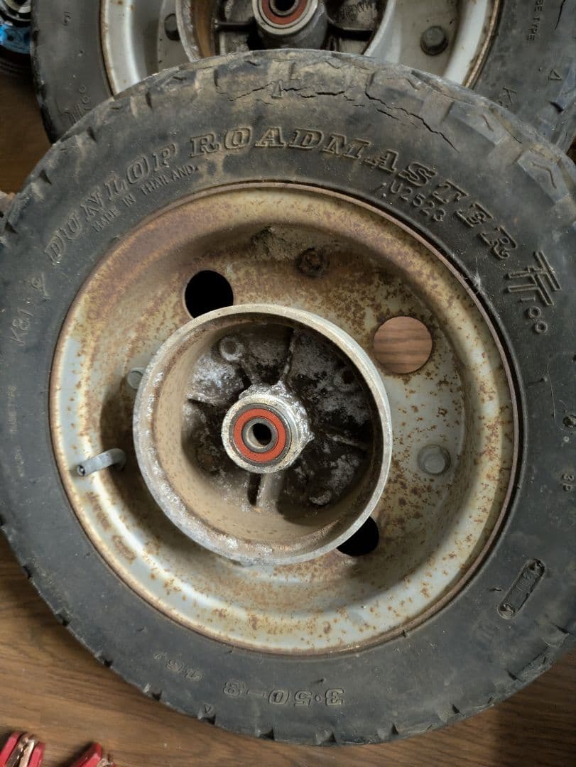 モンキー　ホイール　ハブつき　z50