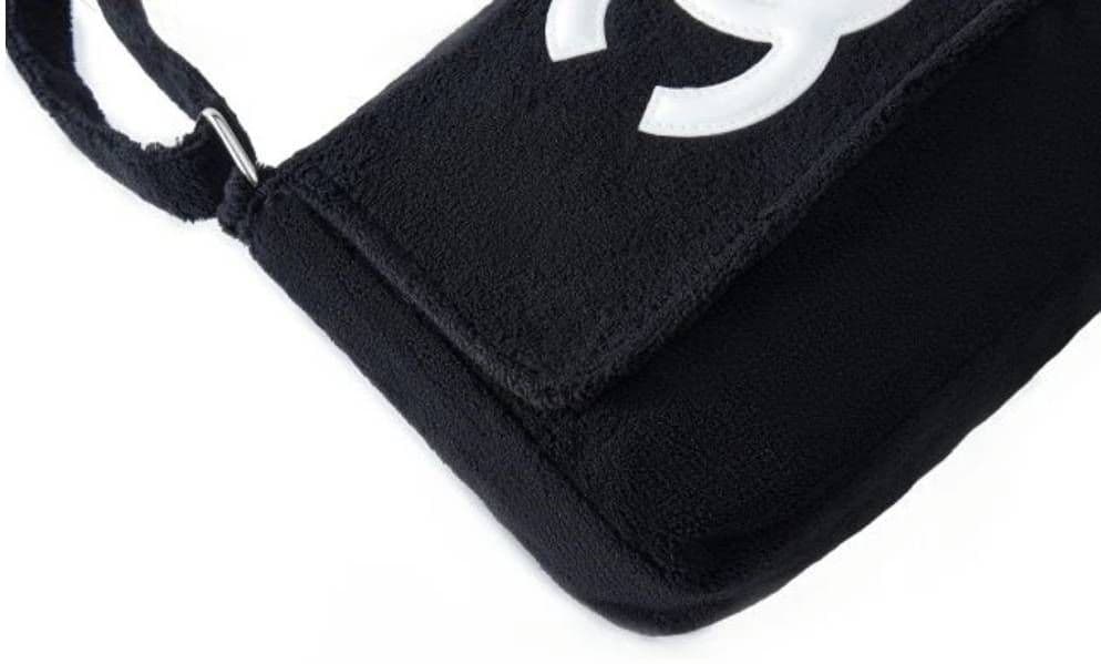 シャネル ショルダーバッグ パイル生地 ホワイト ノベルティ