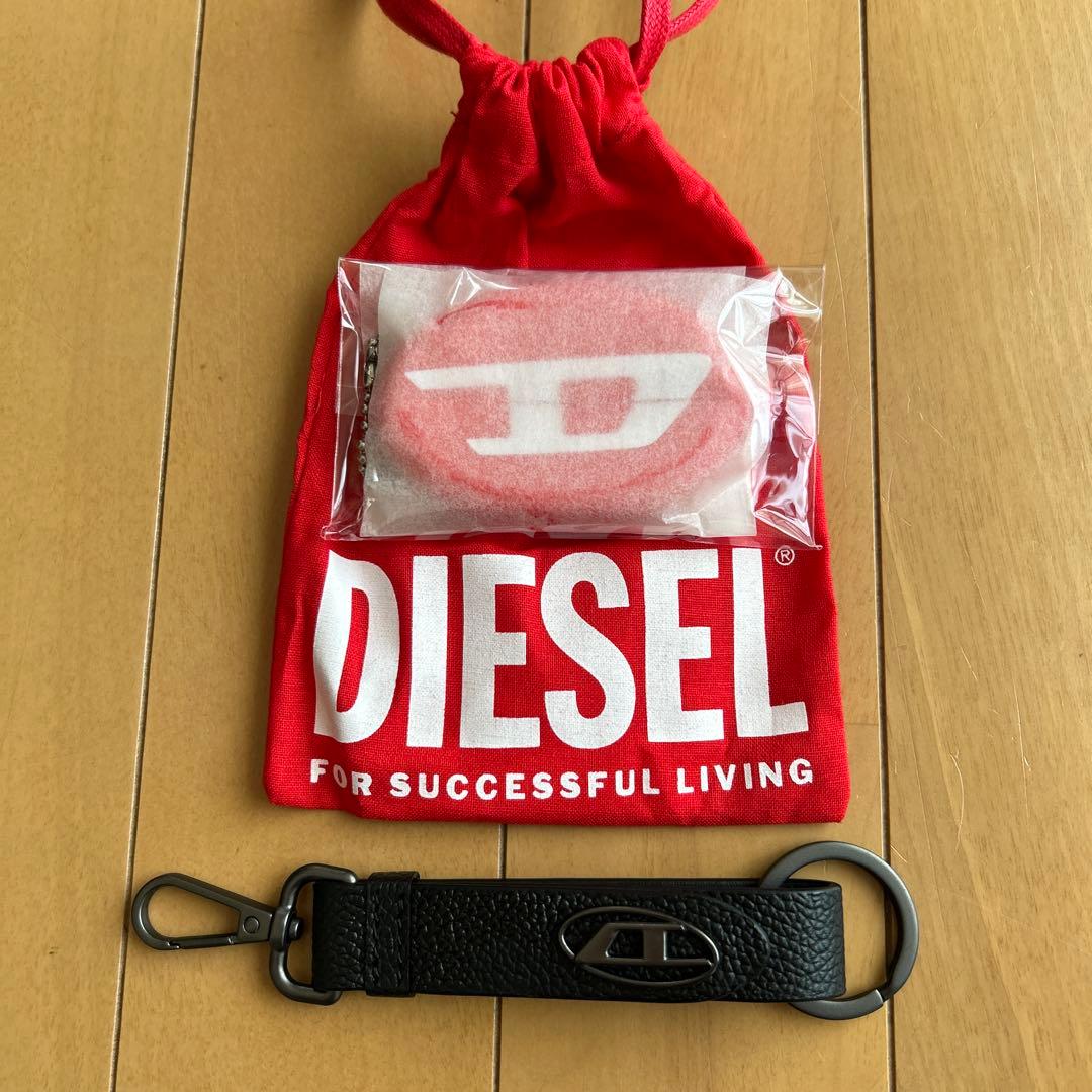 DIESEL キーリング　キーホルダー　おまけ付き　新品未使用
