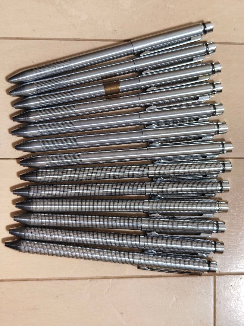 zebra sharbo まとめ 初代シャーボ 廃盤 多機能ペン ゼブラ