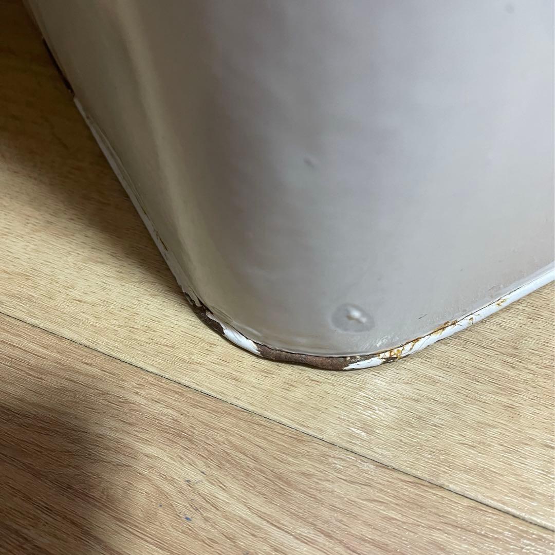 ꕤイギリスアンティークꕤブレット缶