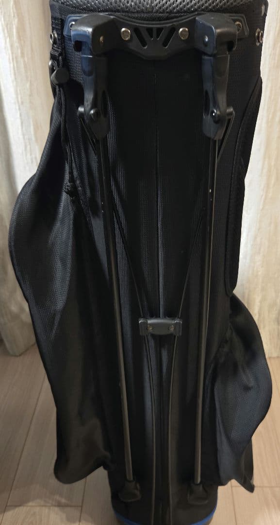 TaylorMade 軽量キャディバッグ 黒/青