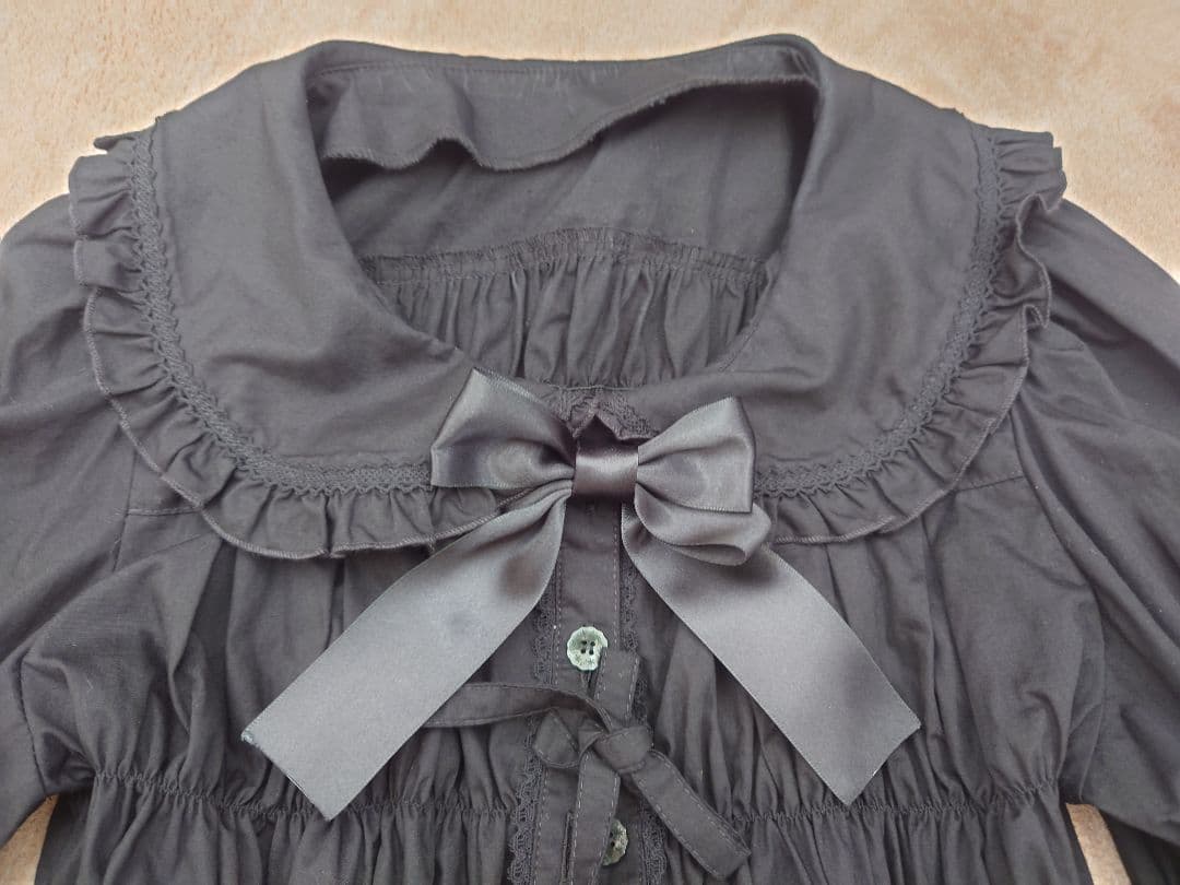 丸襟姫袖　メタモルフォーゼ　ロリータ　ブラウス　ブラック