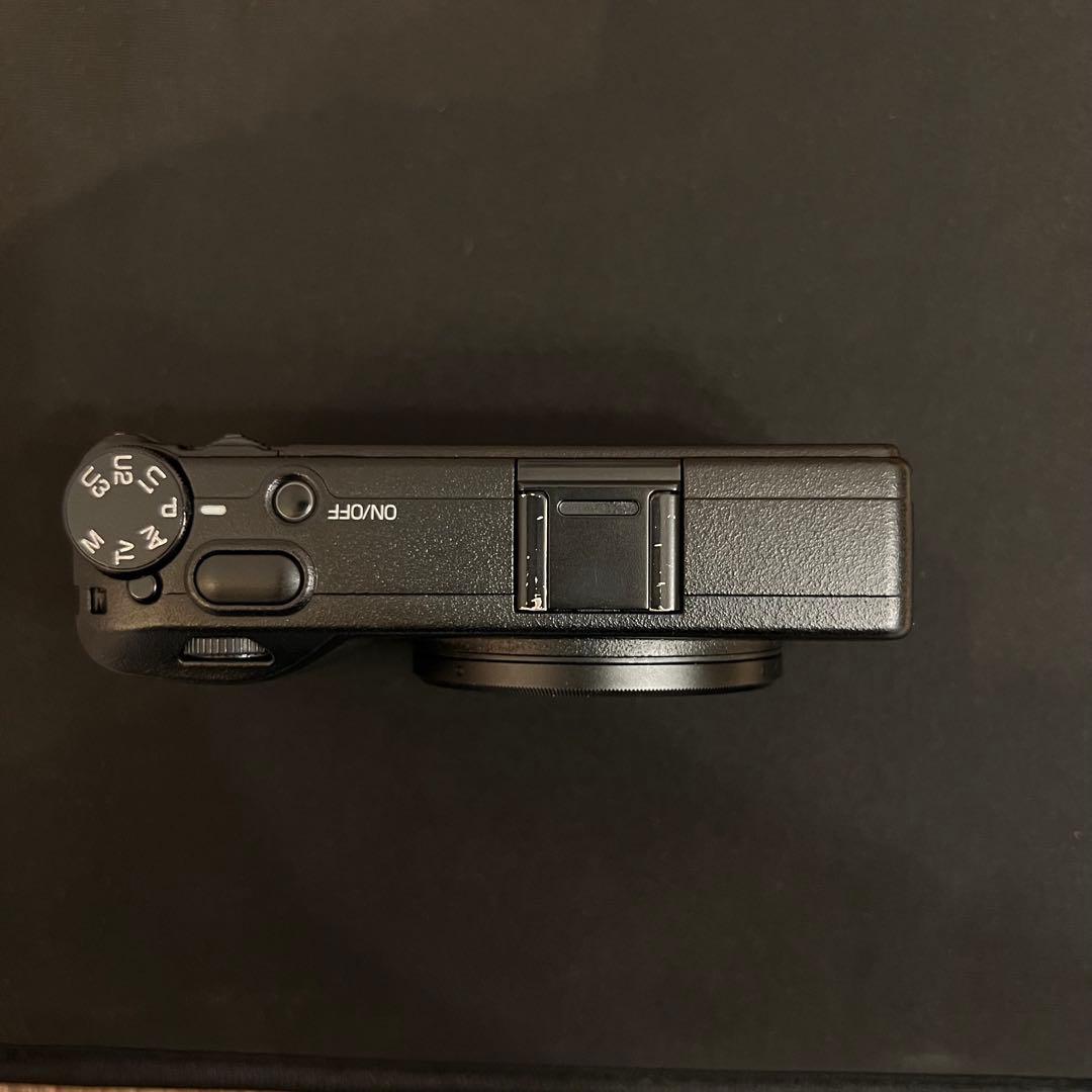 RICOH GR Ⅲ シャッター数1420枚