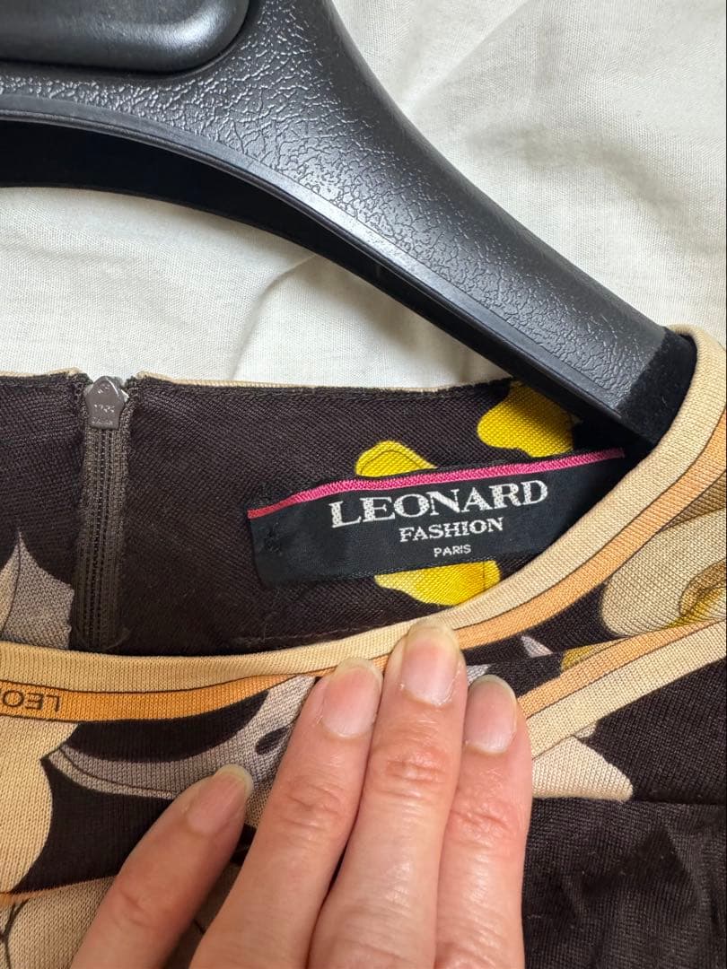 LEONARD 花柄長袖ワンピース 膝丈 茶 美品