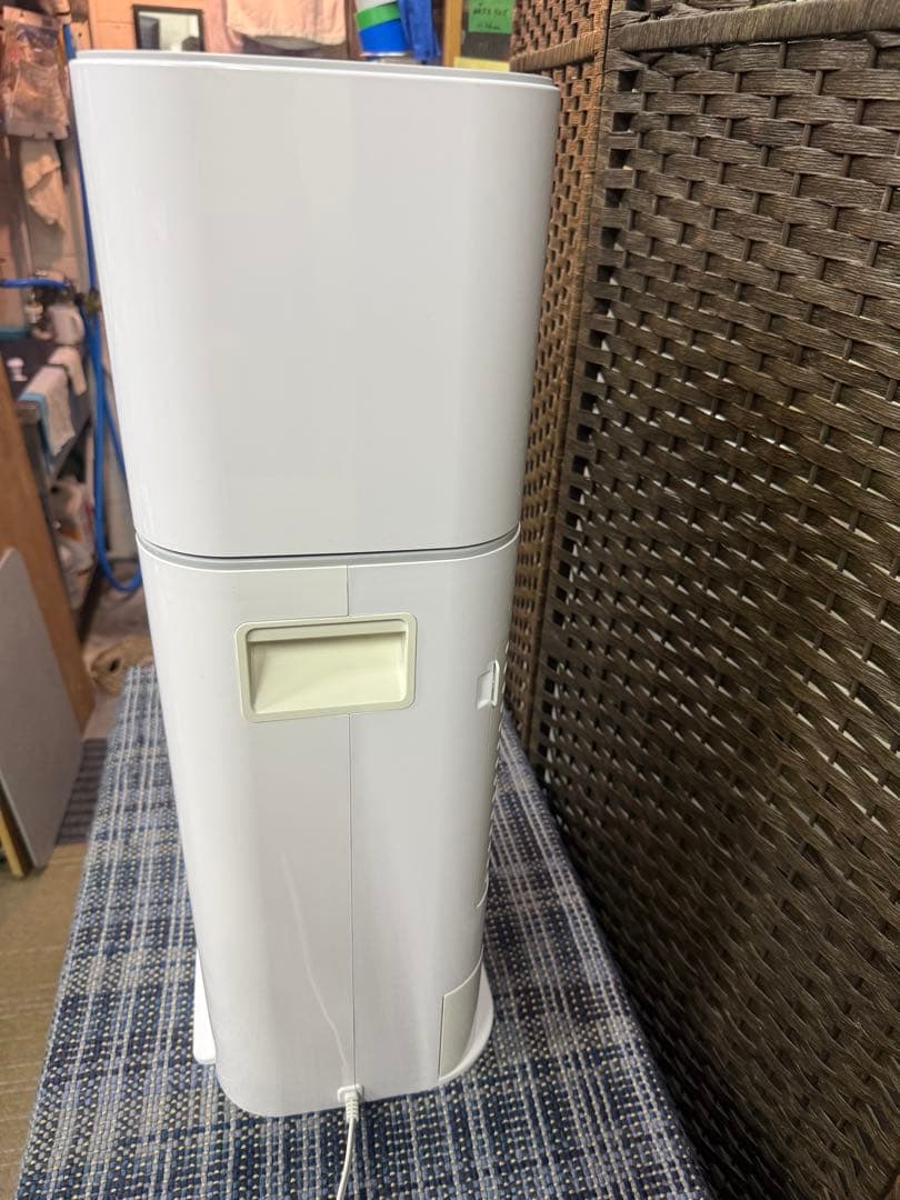 【美品】アイリスオーヤマ サーキュレーター 衣類乾燥除湿機 IJD-I50-WH