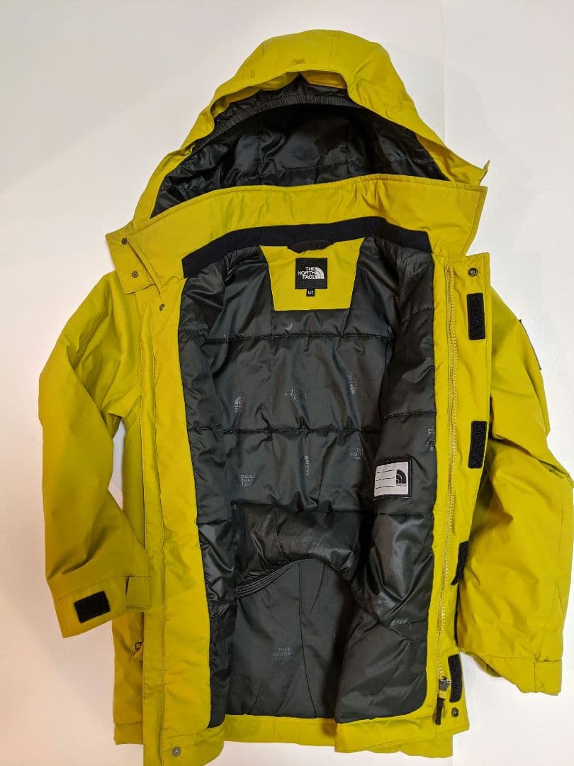 ノースフェイス　キッズ　スノーウェア