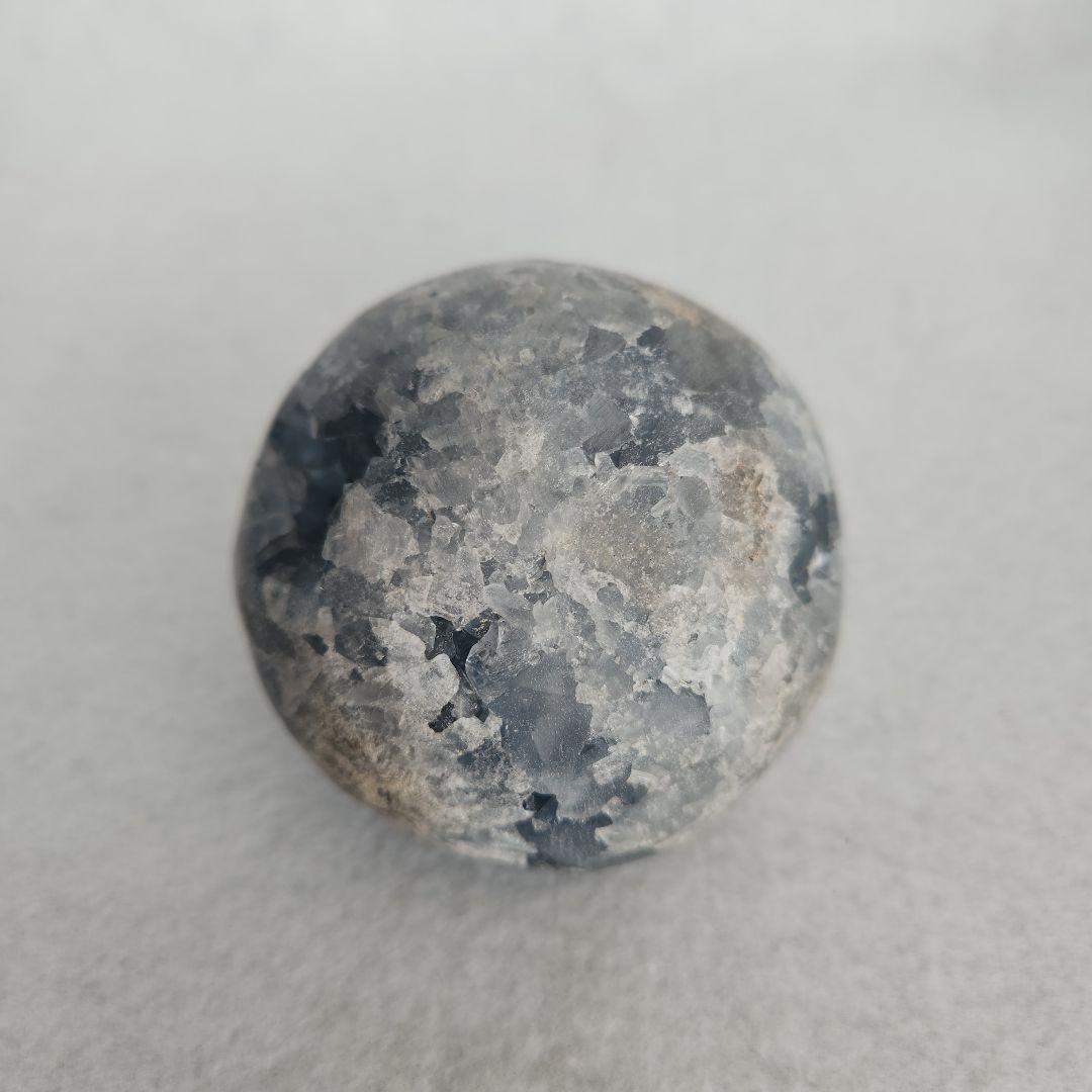 天然石 高品質 セレスタイト 卵 たまご 型 原石 549g