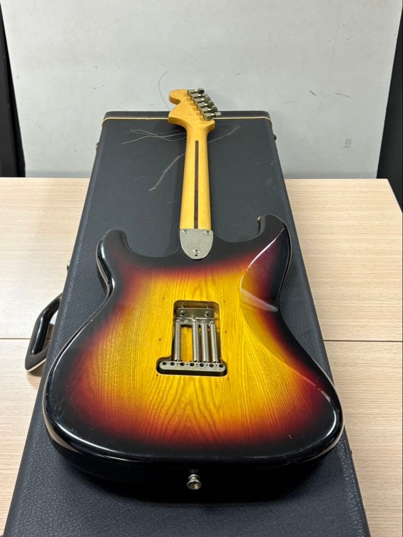 【週末限定】 希少 石ロゴFERNANDES ストラトタイプ ジャパンビンテージ