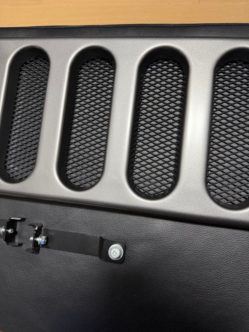 アピオ　SJ アイアングリル　ジムニー　シエラ　ノマド