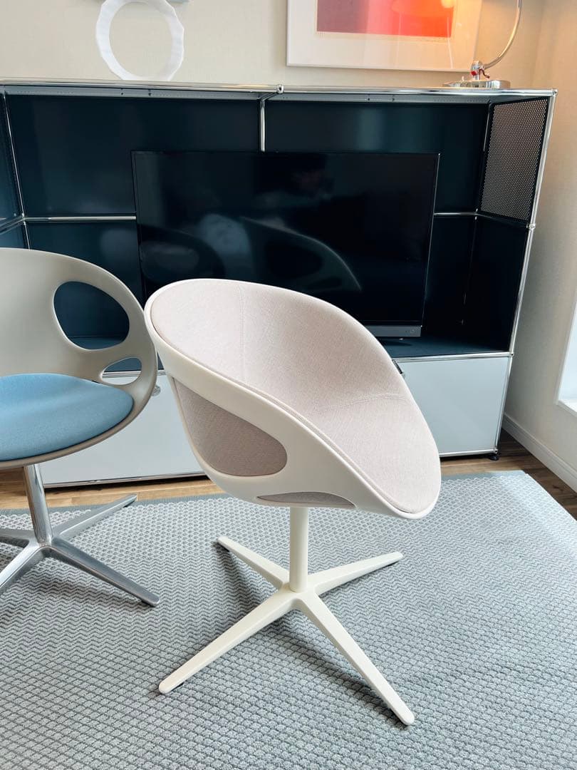 FRITZ HANSEN：RINリンチェア（ホワイト・ピンク）【正規品・希少】