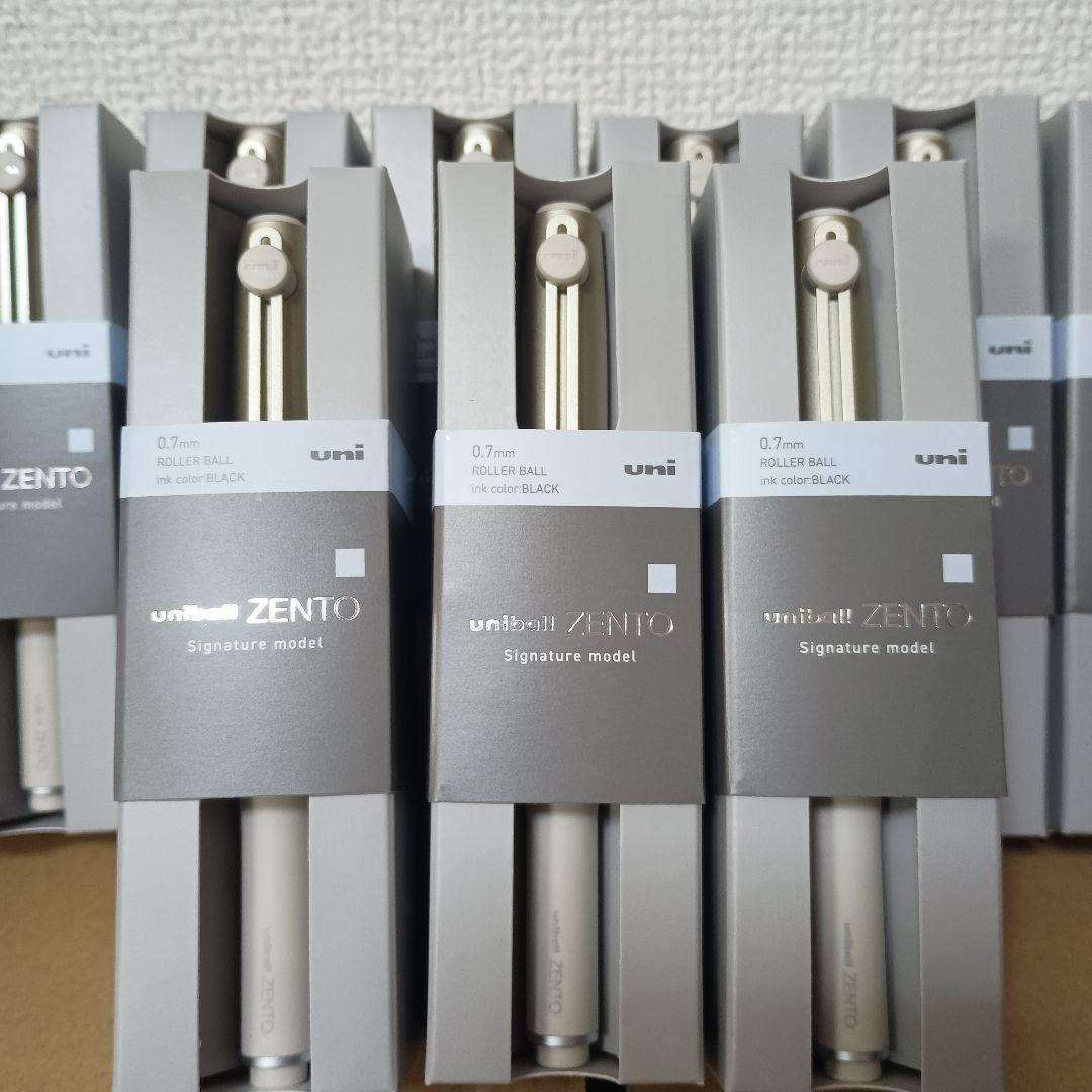 ユニボール　ゼント　シグニチャーモデル　シャンパンゴールド 0.7mm