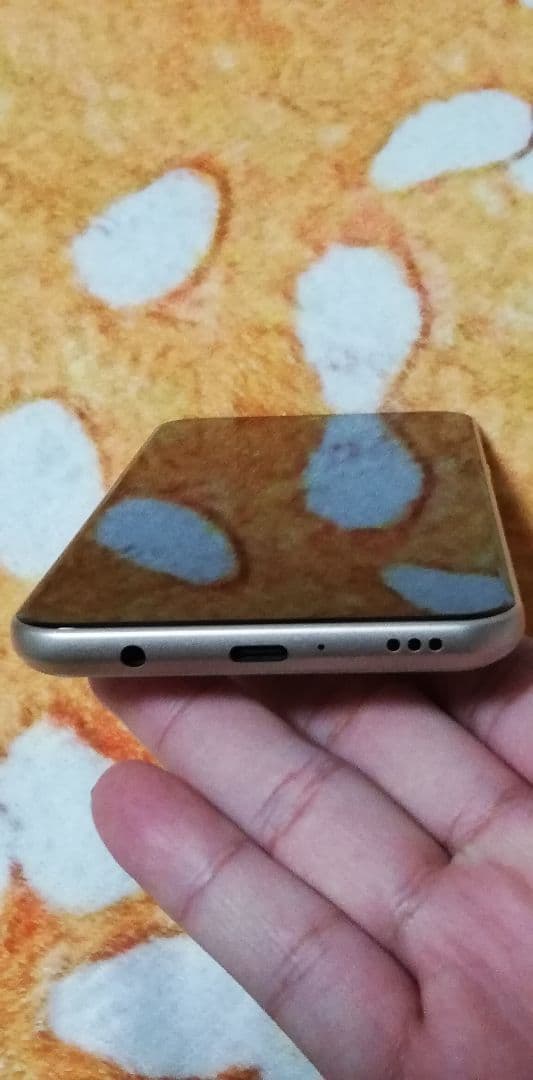 LG V60 ThinQ 5G 本体 ゴールド