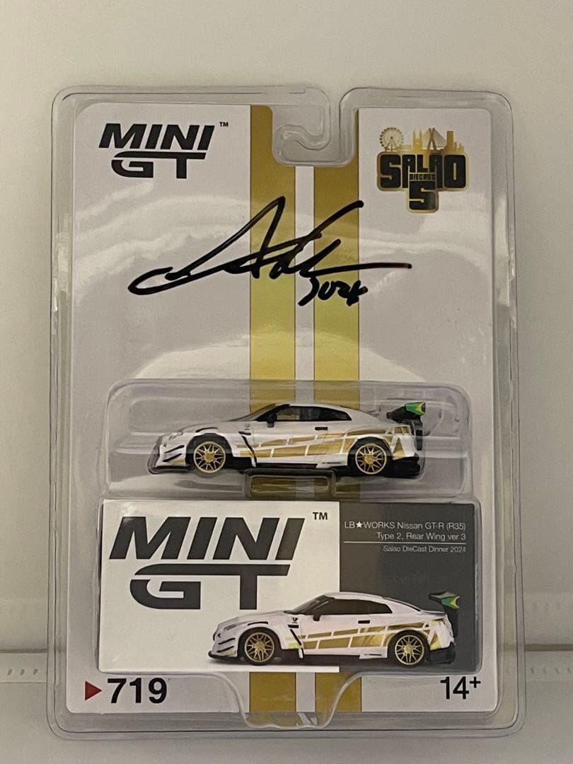 MINI GT ブラジル コンベンション GTR R35 LB*WORKS