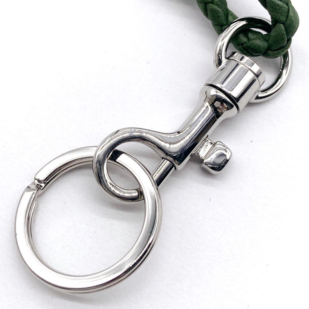 未使用級✨ボッテガヴェネタ　ロングレザーチャーム　編み込み　グリーン