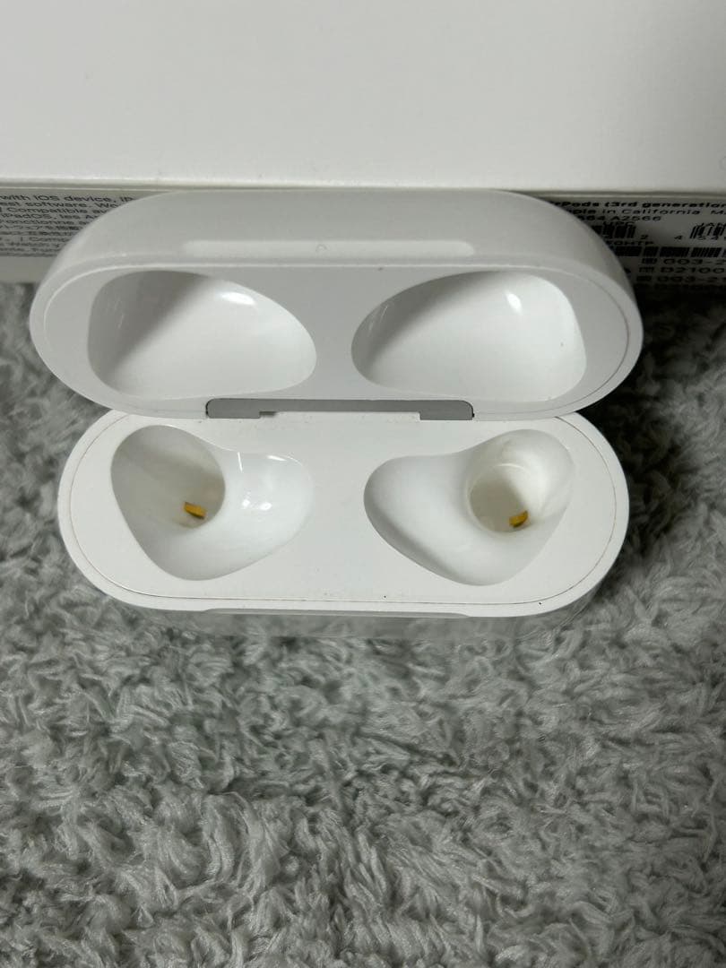Apple AirPods 第3世代　箱、ケーブル付き