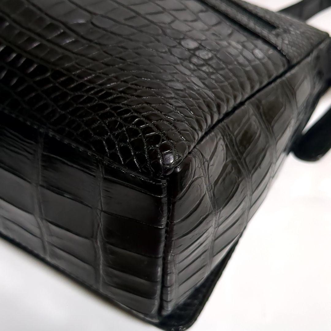 ✨美品✨JRA内タグ クロコダイル ショルダーバッグ センター取り ブラック