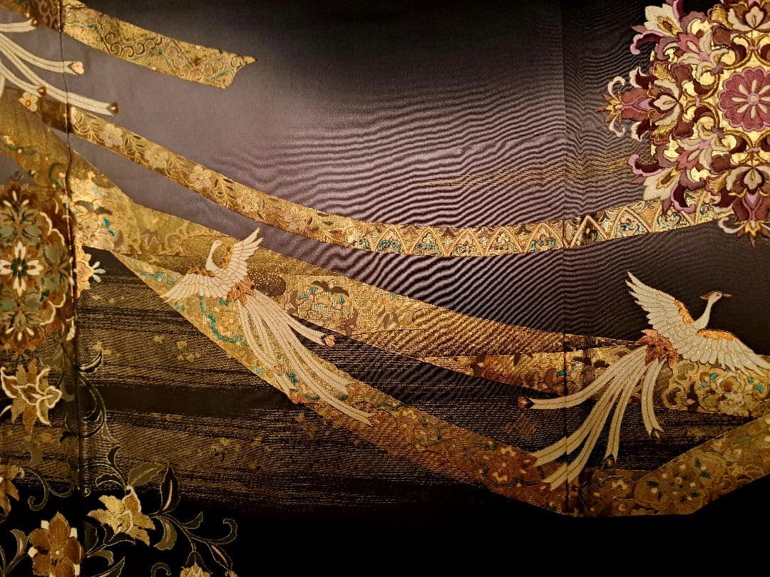 美品❇️豪華黒留袖　貝紫刺繍　 金銀彩　 比翼仕立て　５つ紋　フルセット