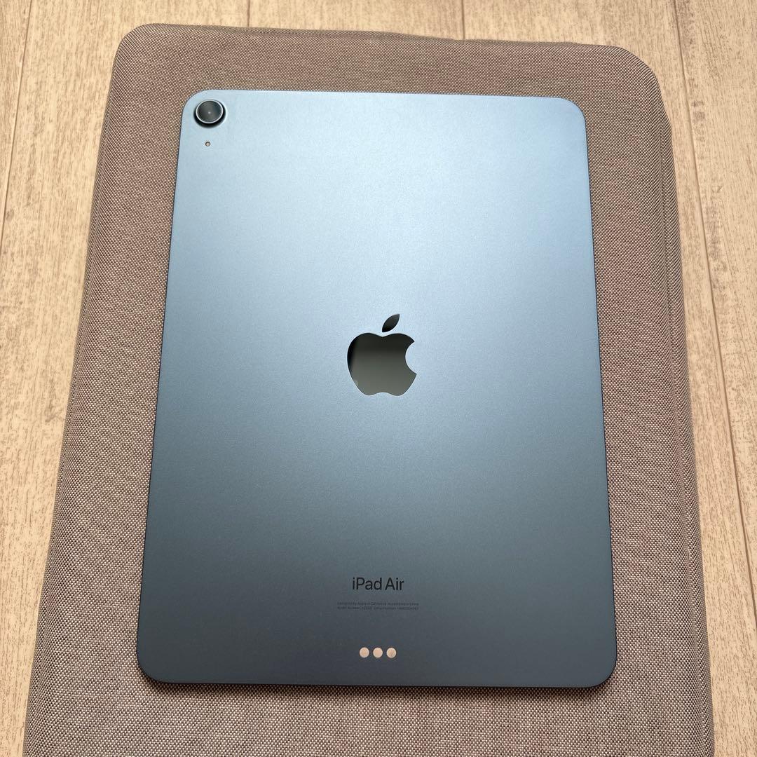 iPadAir 第5世代（ブルー）WiFiモデル 64GB 電池残量87%