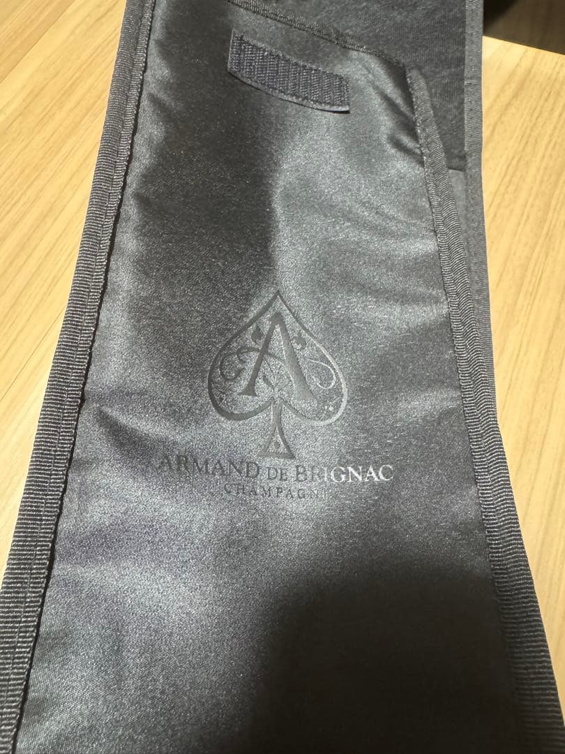 アルマンド　ブリニャック　ゴールド　750ml 空箱