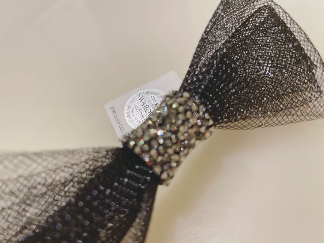 ※のの※コンプレックスビズ　スワロフスキーリボンスリムバレッタ新品未使用品