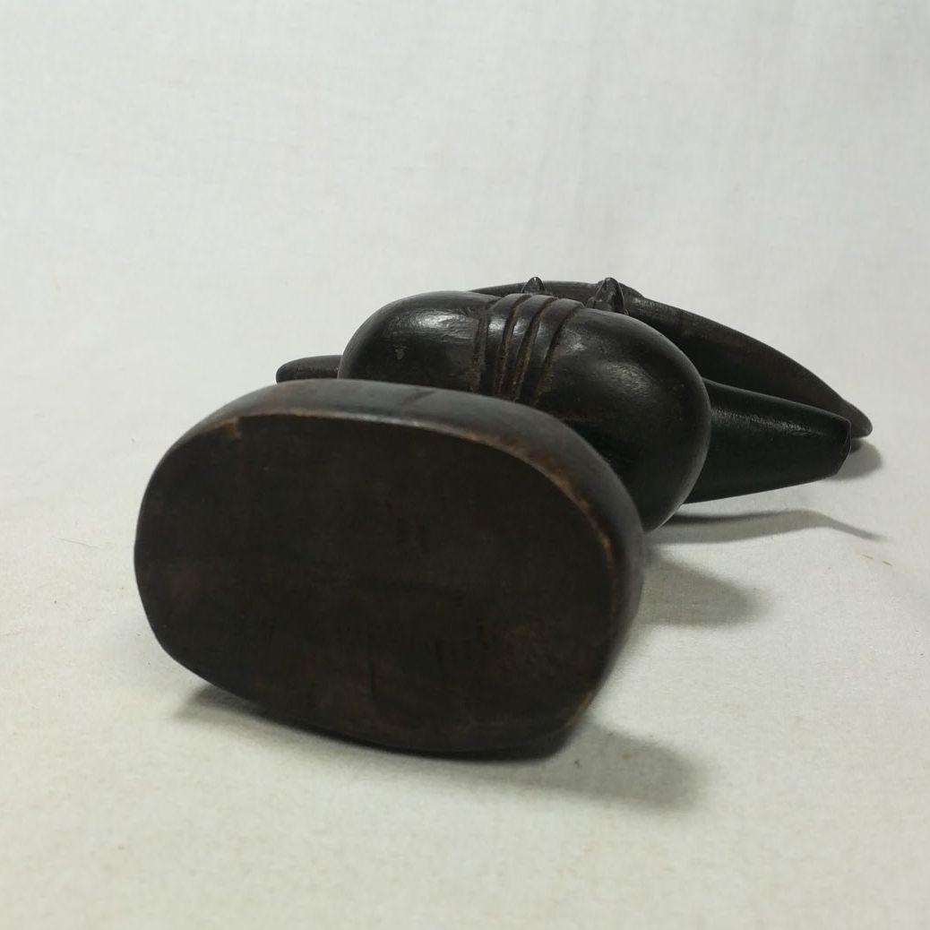 アフリカ　民族　プリミティブアート　木彫　置物　女性