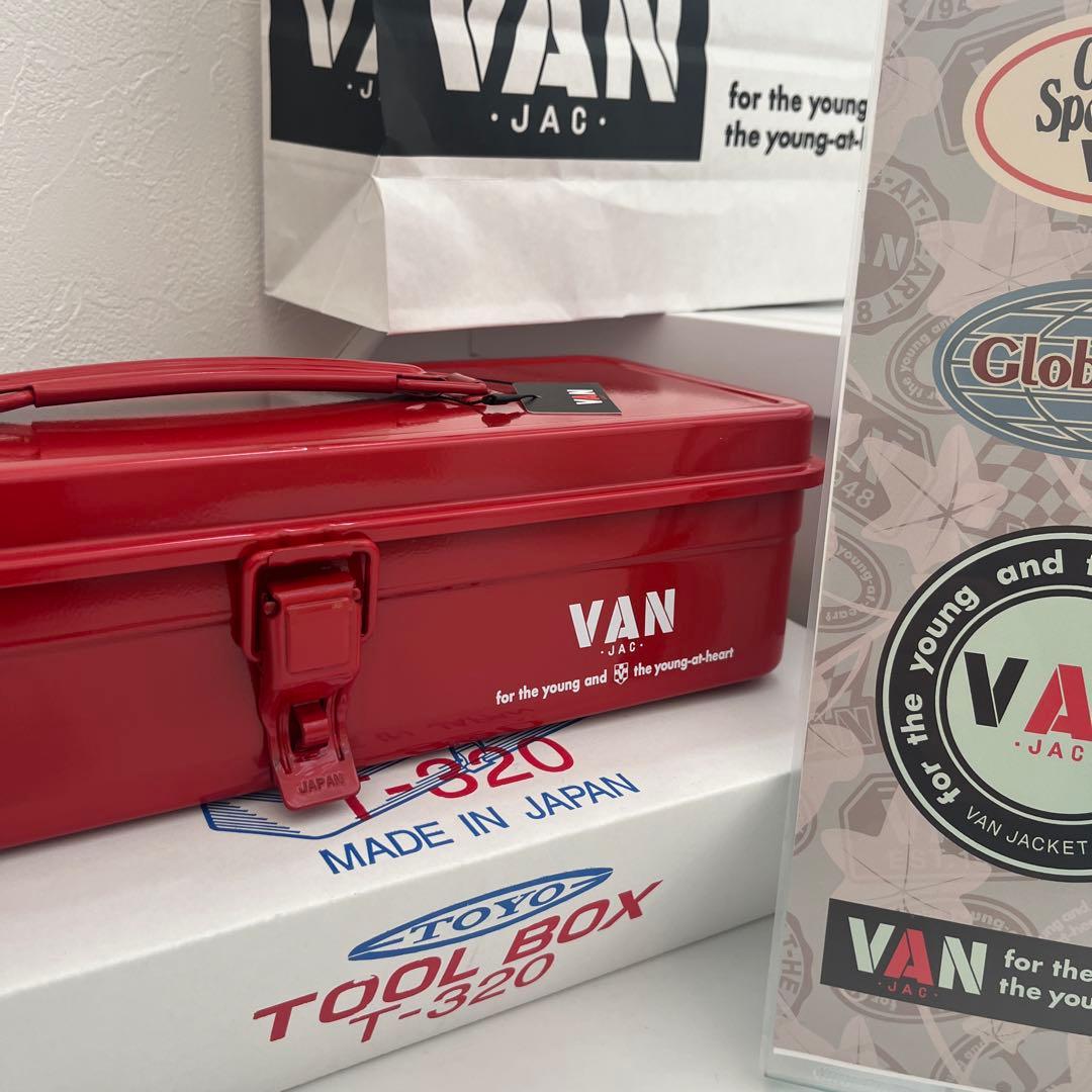 VAN小物入れ➕最新のステッカー♪