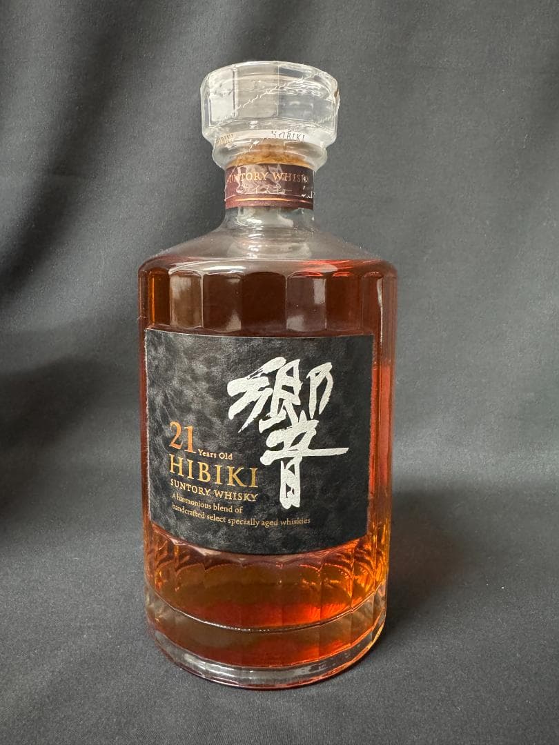 【未開封】正規サントリー ブレンデッドウイスキー 響21年 [入手困難]