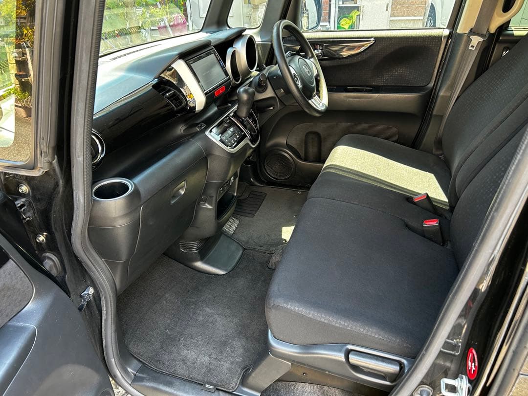 ホンダ★N-BOXカスタム★後期★車検【令和9年7月15日】スチールベルト音あり